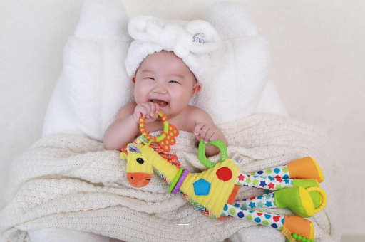 供卵包生男孩公司宝宝不吃奶瓶怎么办